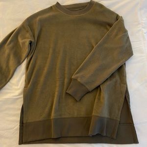 American Eagle Dark Green Crewneck Sweatshirt